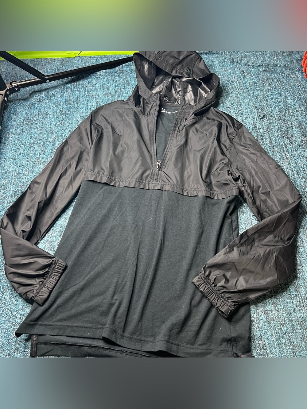 Under Armour Men's 1/4 Zip Hoodie Jacket Windbreaker in Black Men's Medium